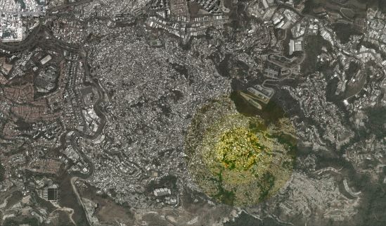 Satellite image with the San Blas barrio highlighted, San Blas is one of the many barrios that make up South Petare with a population of 2000 families, aproximately 10 thousand habitants from the 130 thousand that make up South Petare.