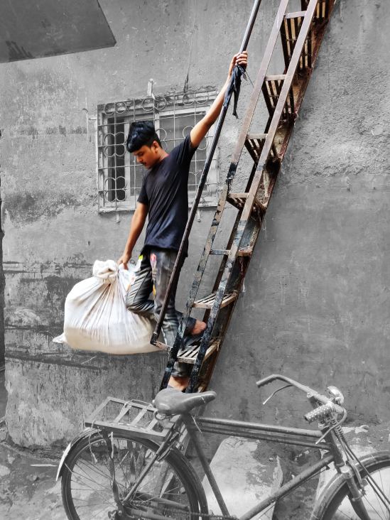  Influx and efflux of raw material and ready products along the staircase