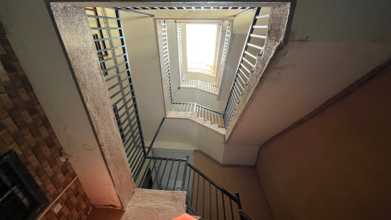 Central lobby/light well 