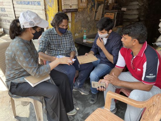 Discussions on site for house no. 16