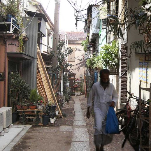 Tokyo (Ikebukuro) left – Dharavi right