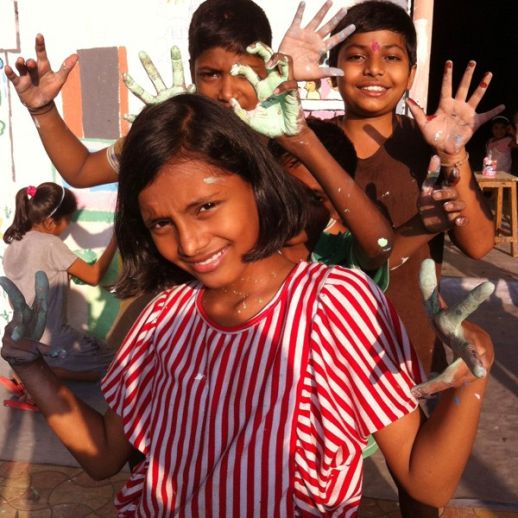 An art workshop with the children of the Maharashtra Seva Housing Society, Shastri Nagar, Dharavi, Mumbai, India, 19-24th October 2014.