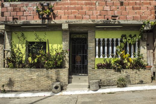 Incremental development, Home of Juventud Bolivariana barrio, second floor under construction.