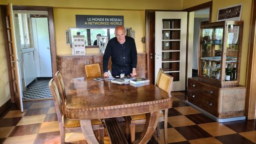 Yehuda Safran at the urbz office in Geneva 