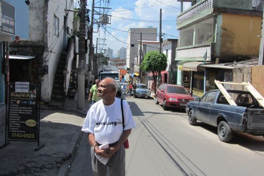 URBZ senior adviser, life long Dharavi (Mumbai) resident and social activist Bhau Korde on the streets of Paraisopolis.