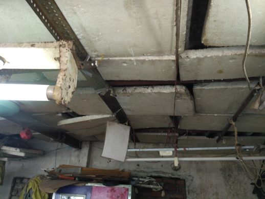 Thermocol sheets attached to the roof for thermal insulation