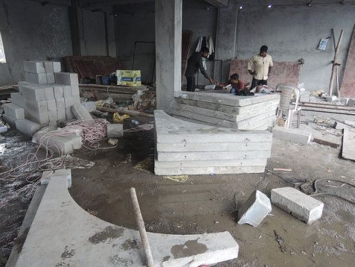 Prefabricated arches on site