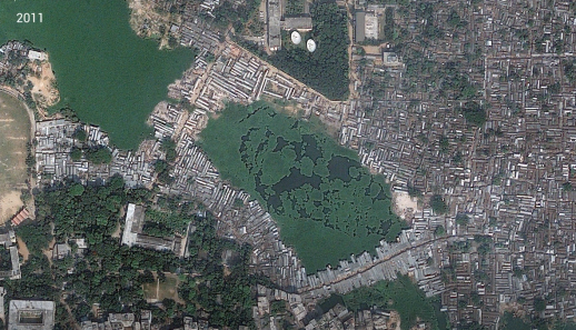 Evolution of the urban form in Karail, Dhaka from 2001-2018.