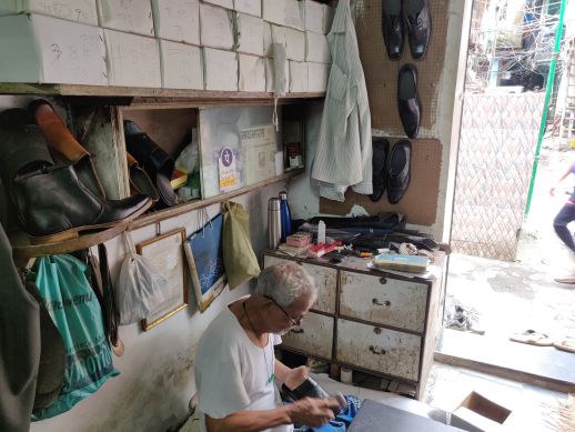 Polishing of the final shoe 